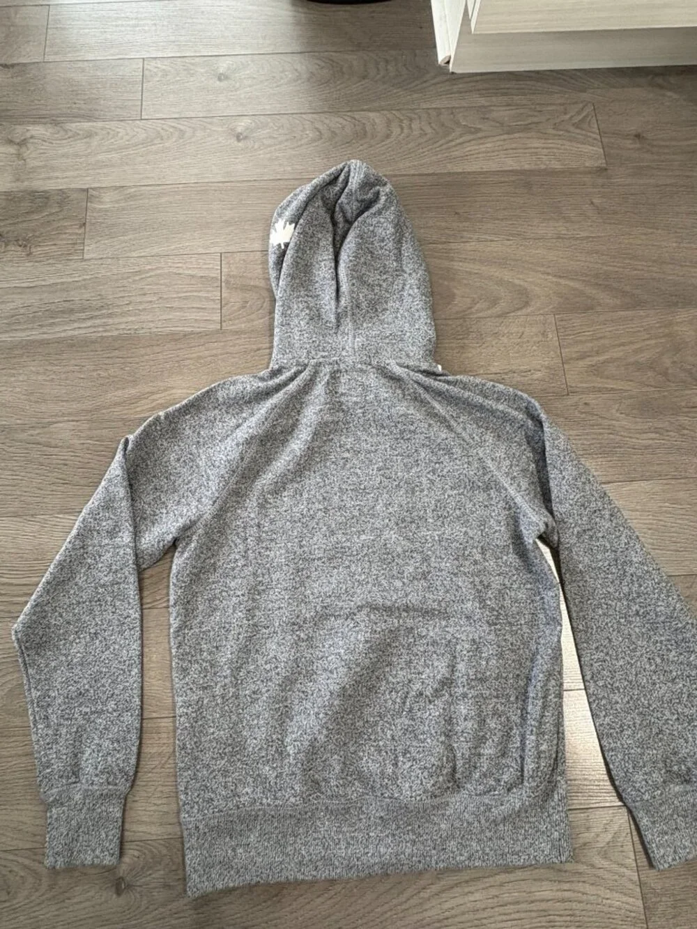 Ladies Roots Heather Gray Logo Hoodie – Size Small – Great Condition - Picture 6 of 13